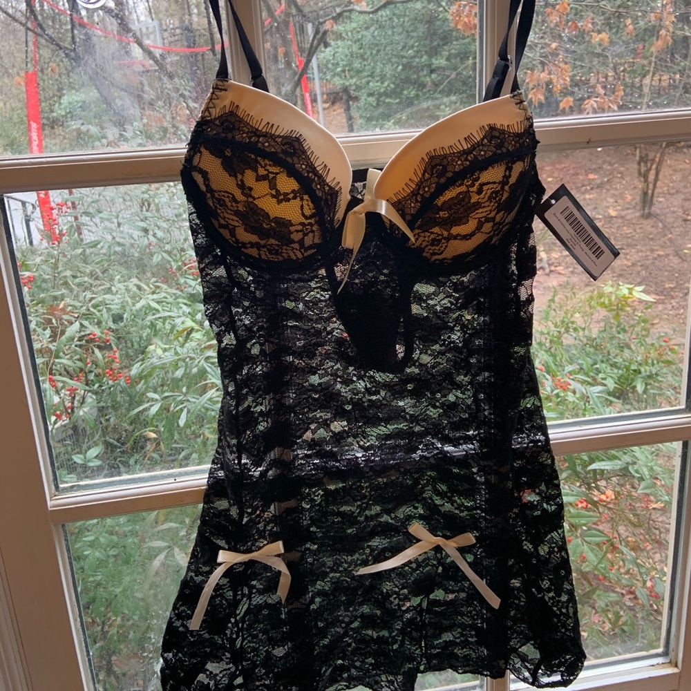 Black lace Slip & thong set. NWT. Size S